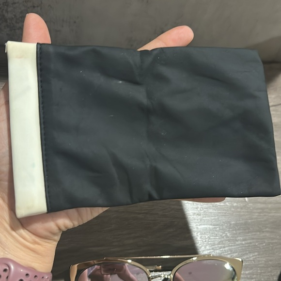 Quay Australia Mirrored Tell Me Why Sunglasses - Picture 14 of 17